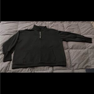 Black Quarter Zip with Pockets - Size Medium